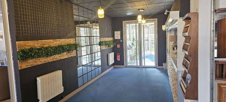 布里特酒店舒适吉恩(Brit Hotel Confort Gien)图片