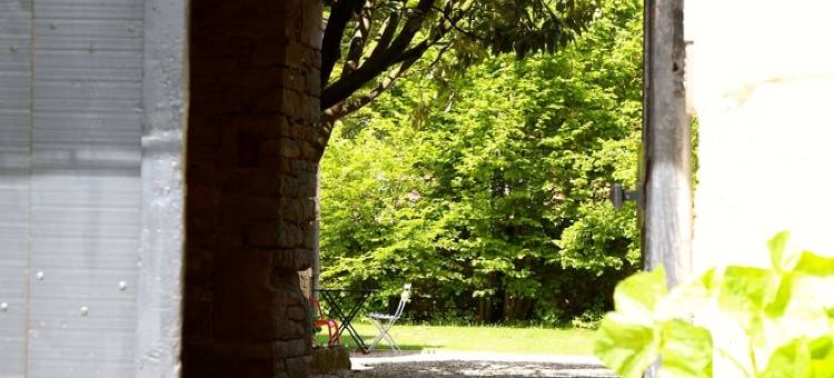 Former convent from the 17th, renovated, private garden, Beaune center图片