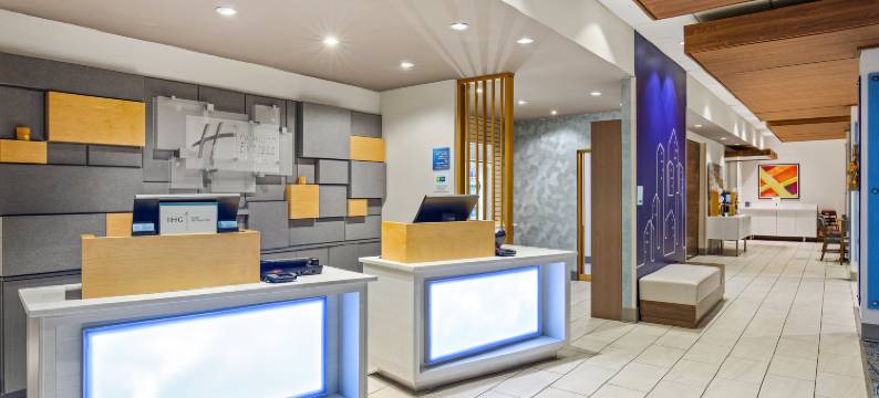 智选假日套房酒店-卡罗尔顿西(Holiday Inn Express & Suites CARROLLTON WEST by IHG)图片