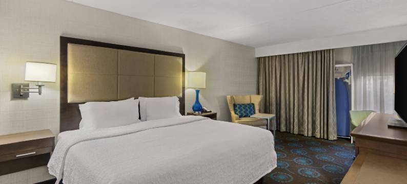 希尔顿欢朋酒店-布卢明顿(Hampton Inn Bloomington)图片