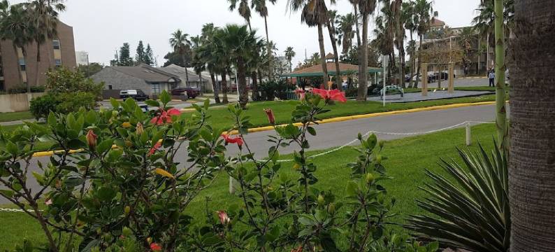 Surfside 1  107 Beach Condo 1 King 2TVs Washerdyer Heated Pool Hot Tub图片