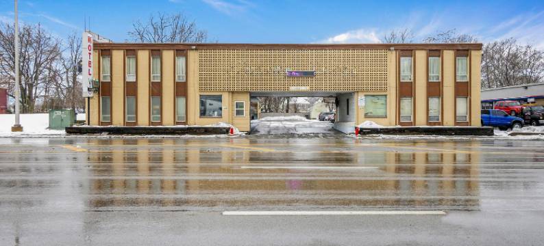 OYO伊利诺伊皮奥里亚I-74酒店(OYO Hotel Downtown Peoria I-74)图片