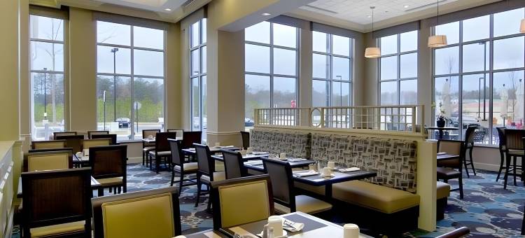 华尔道夫希尔顿花园酒店(Hilton Garden Inn Waldorf)图片