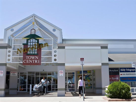 纳雷兰汽车酒店