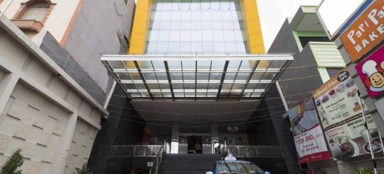 红多兹酒店-近哥打图阿2号(RedDoorz Near Kota Tua 2)图片