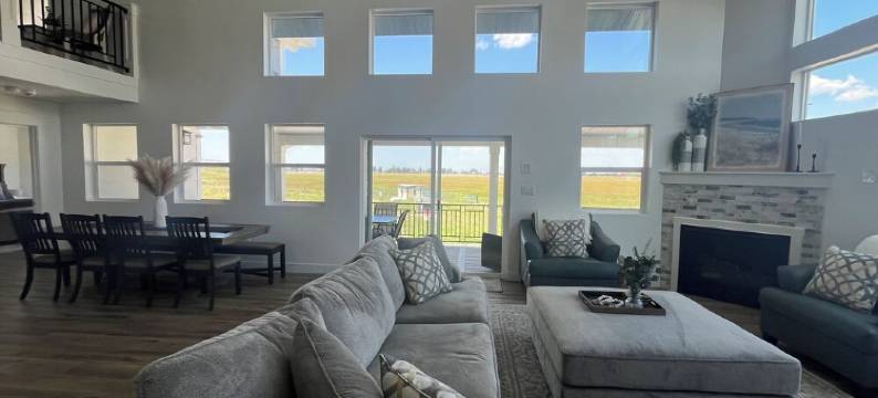 Private Hot Tub and P-Ball/B-Ball Court! Ideal Beach Access, and Golf Nearby!图片