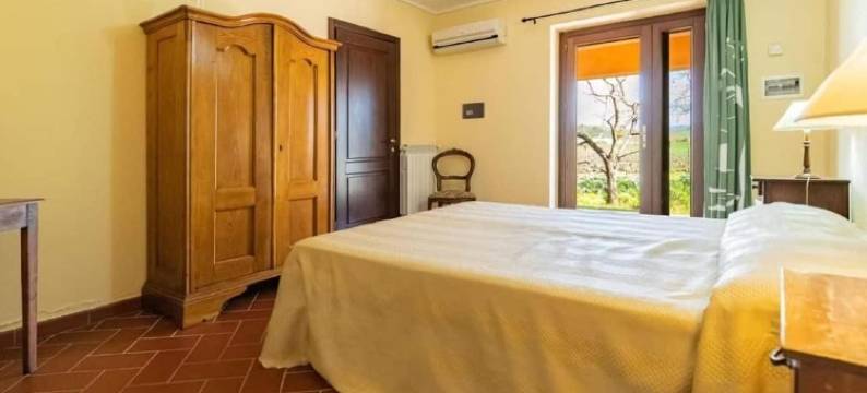 吉拉索莱特尔祖洛酒店(Il Girasole Terzuolo)图片