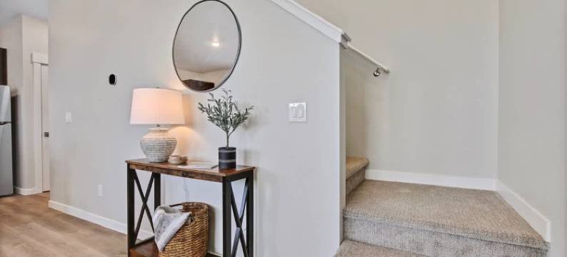 Charming Townhome with Beautiful Furnishings - Trendy Escape图片