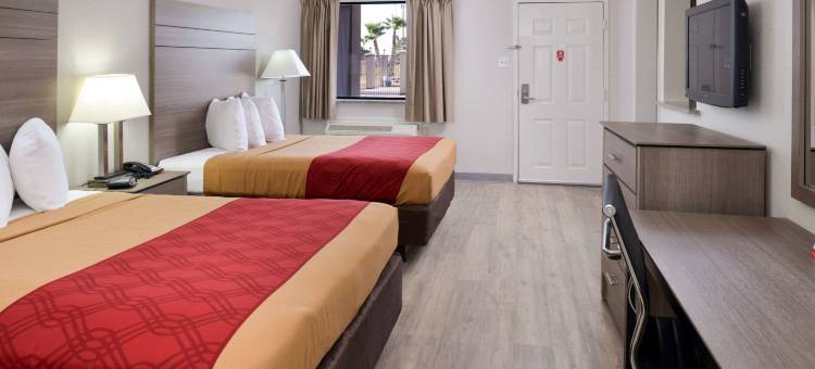 亚瑟港萨宾山口附近伊克诺小屋套房酒店(Econo Lodge Inn & Suites Port Arthur Near Sabine Pass)图片