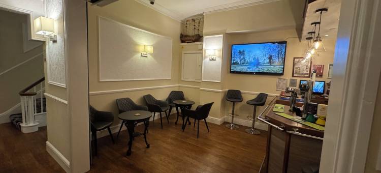 温切摩尔酒店(Winchmore Hotel)图片