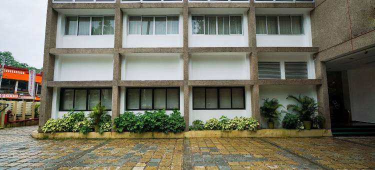 首都 O 15754 莫卡诺尔旅客之家酒店(Super Townhouse Mookkannoor Tourist Home)图片