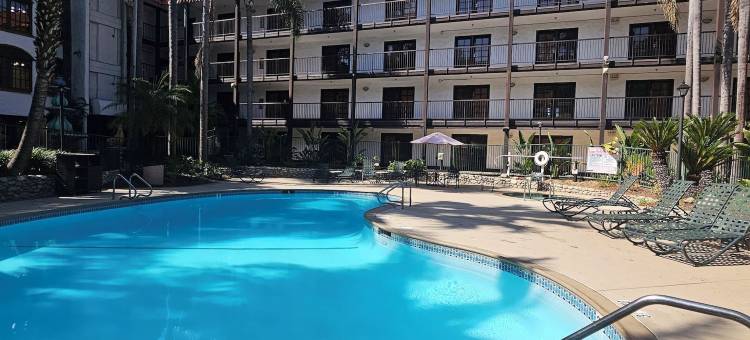 Buena Park Grand Hotel & Suites图片