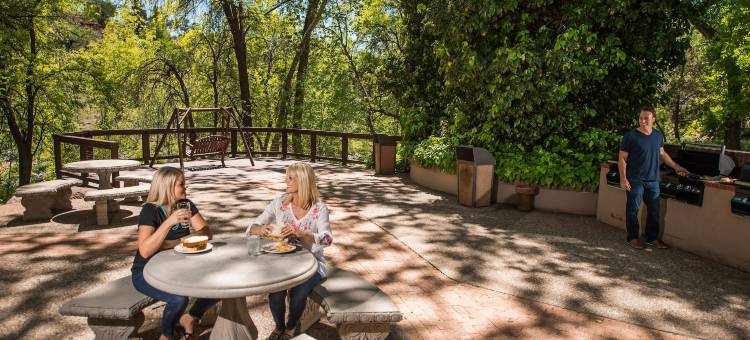 橡树溪阿罗约罗布雷度假村(Arroyo Roble Resort at Oak Creek)图片