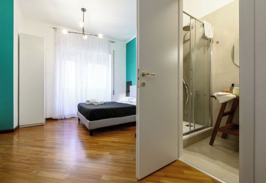 Dimora VomeroHotel Overview