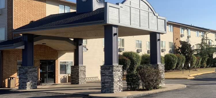克林顿布伦特伍德旅馆(Brentwood Inn Clinton)图片