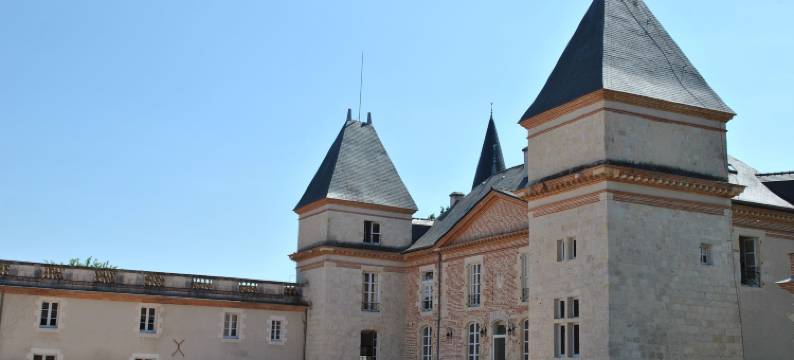 圣马塞尔庄园(Logis Hotels - Château Saint Marcel)图片