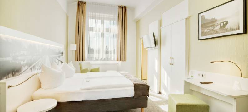 施罗斯公园酒店(Hotel am Schlosspark)图片