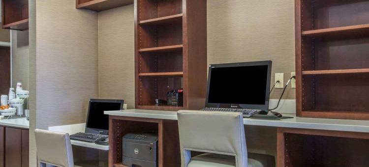 舒适套房酒店-扬斯敦北(Comfort Suites-Youngstown North)图片