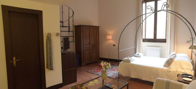 帕拉索皮克洛蜜妮酒店(Hotel Palazzo Piccolomini)图片