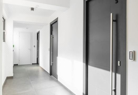 Evapollo Hotel Overview