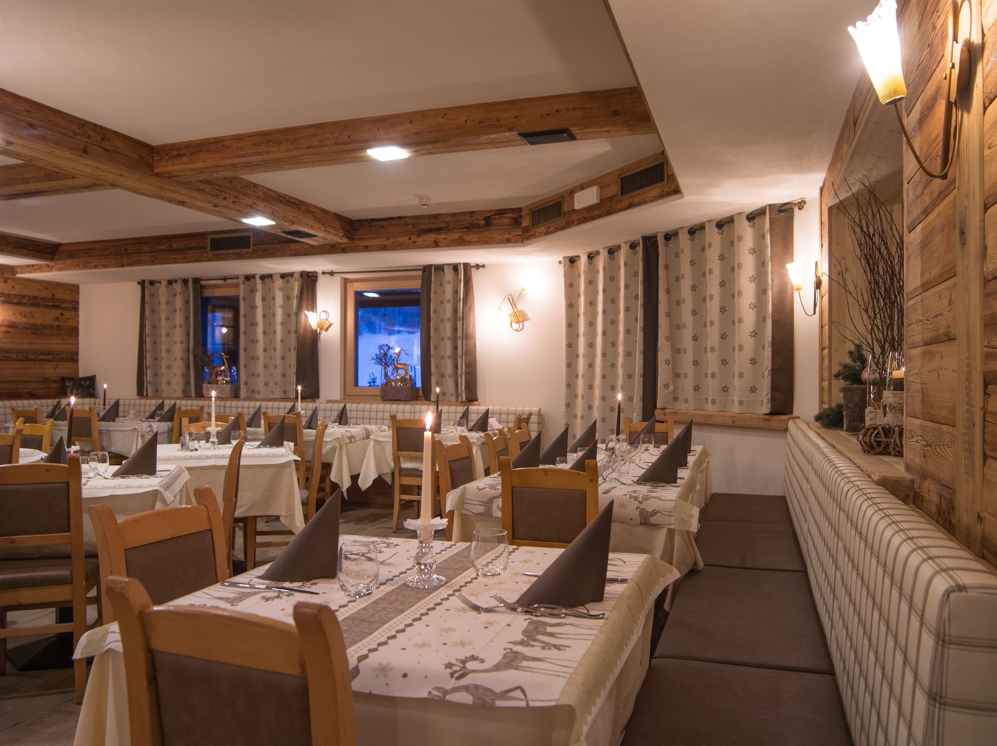 Hotel AmerikanOver view