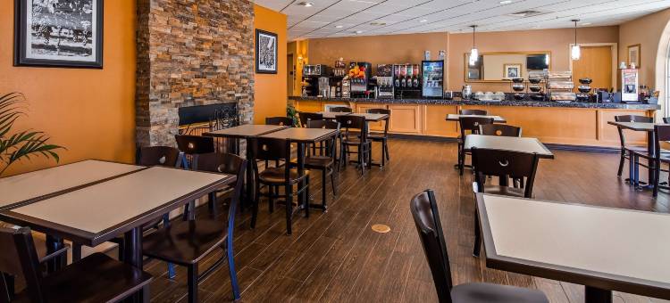 考德威尔贝斯特韦斯特优质套房酒店(Best Western Plus Caldwell Inn  Suites)图片