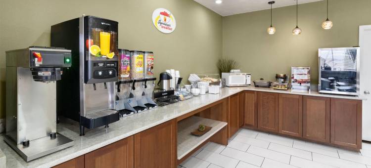 科罗拉多斯普林斯-众神花园温德姆速8酒店(Super 8 by Wyndham Colo. Sprs. Garden of the Gods)图片