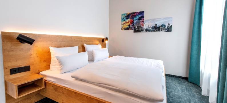 嘉酒店 - 湖滨公园(JaHotel)图片