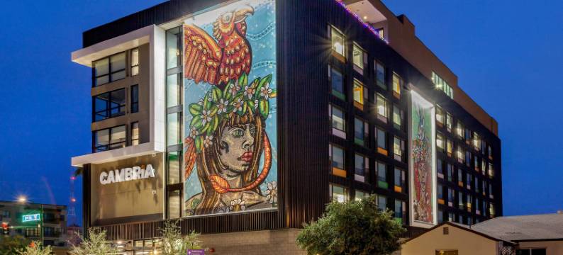 坎布里亚酒店-凤凰市区会展中心(Cambria Downtown Phoenix Convention & Airport Hotel)图片