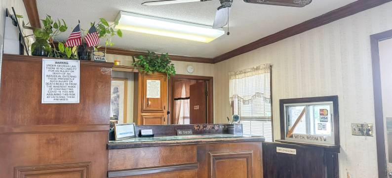 路易斯维尔旅馆 由 Oyo 路易斯维尔市机场(Louisville Inn By Oyo Louisville Municipal Airport)图片