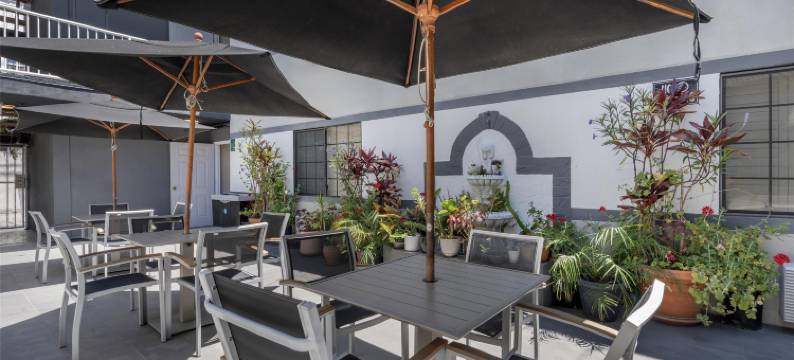 洛杉矶西比佛利山庄贝斯特韦斯SureStay酒店(SureStay Hotel by Best Western Beverly Hills West La)图片