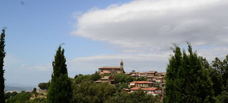 Rustic Charm, Modern Comfort图片