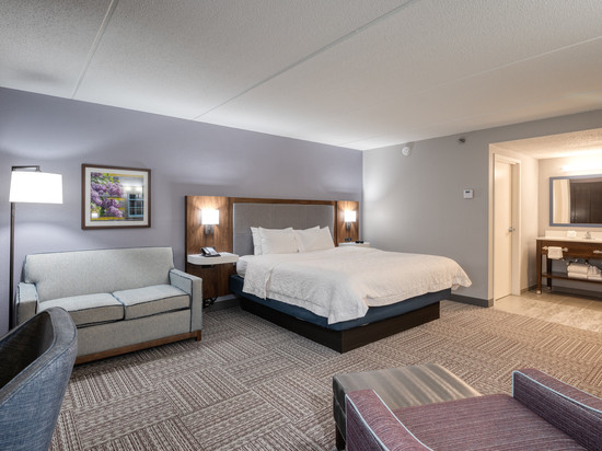 希尔顿欢朋酒店-真斯维尔