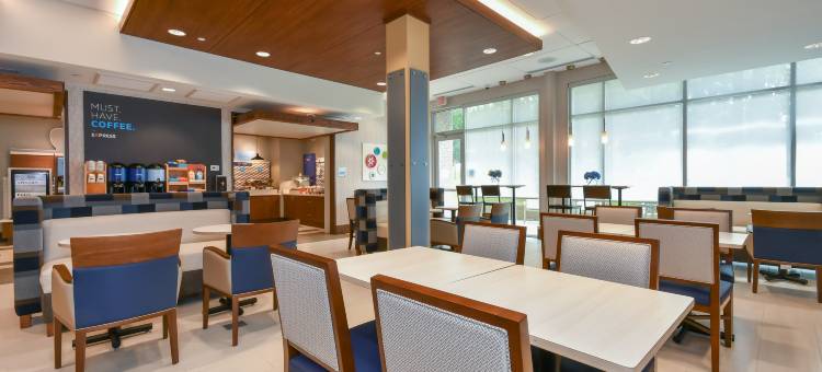 夏洛特-巴兰坦智选假日套房酒店(Holiday Inn Express & Suites Charlotte - Ballantyne)图片