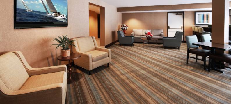 怀尼米港智选假日酒店(Holiday Inn Express PORT HUENEME by IHG)图片