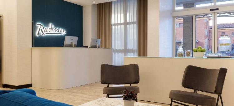 费拉拉丽筠酒店(Radisson Hotel Ferrara)图片