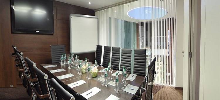 哥多华温德姆豪生酒店(Howard Johnson by Wyndham Cordoba)图片