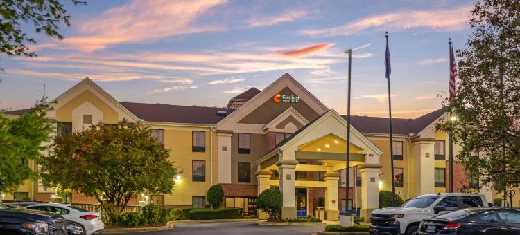 舒适酒店及套房斯帕坦堡北(Comfort Inn & Suites at I-85)图片