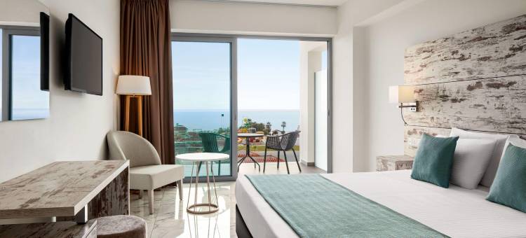 Ramada Hotel & Suites by Wyndham Ayia Napa图片