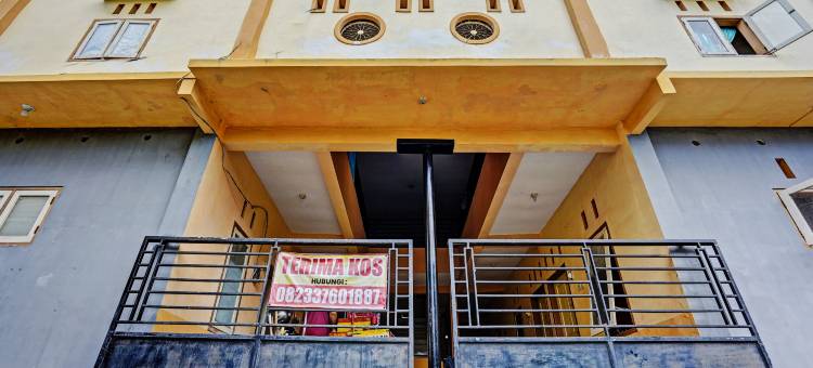 O酒店莉莉公寓伊斯兰旅馆靠近吉塔邦皇家城市(Hotel O Lili Kost SyariahNearKetapang Royal City)图片