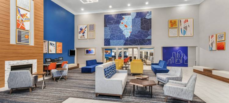 智选假日套房酒店布卢明顿市中心 - 正常(Holiday Inn Express & Suites Bloomington - Normal)图片