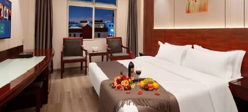 明月大酒店(宜春鼓楼步行街店)图片