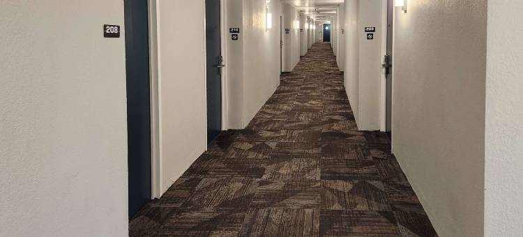 内布拉斯加林肯机场 6 号开放式公寓酒店(Studio 6 Lincoln, NE - Airport)图片