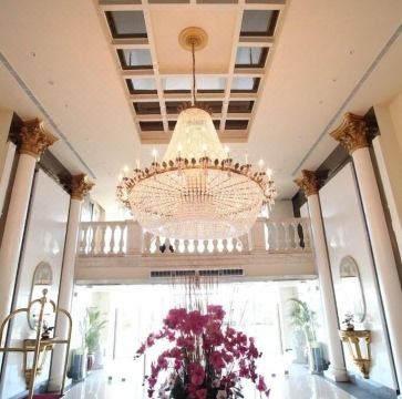 Portaluna Hotel & Resort by RestonHotel Overview