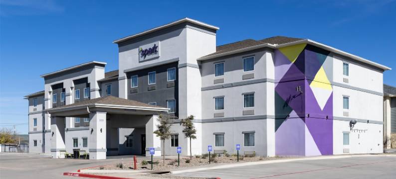 米德兰南部希尔顿星火酒店(Spark by Hilton Midland South)图片