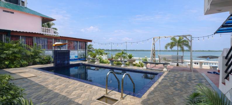 迪努达泻湖度假村(Dinuda Lagoon Hotel)图片