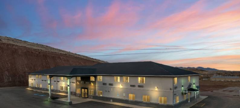 萨利娜国家森林区品质套房酒店(Quality Inn & Suites Salina National Forest Area)图片