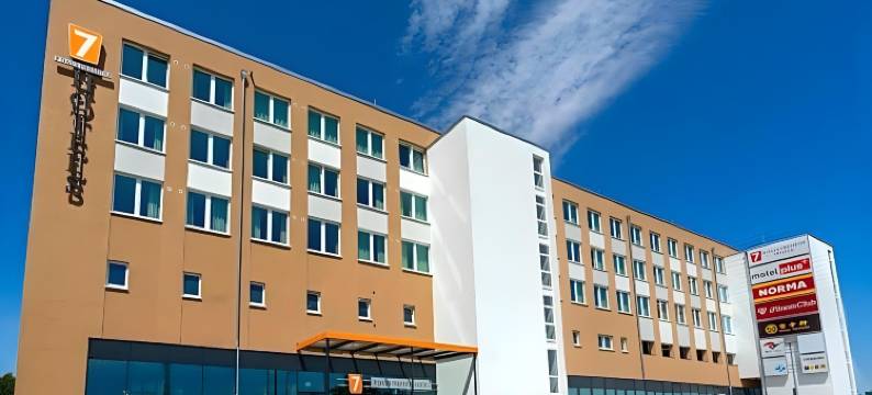 柏林舍讷费尔德7天优品酒店(Hotel Campanile Berlin Brandenburg Airport)图片