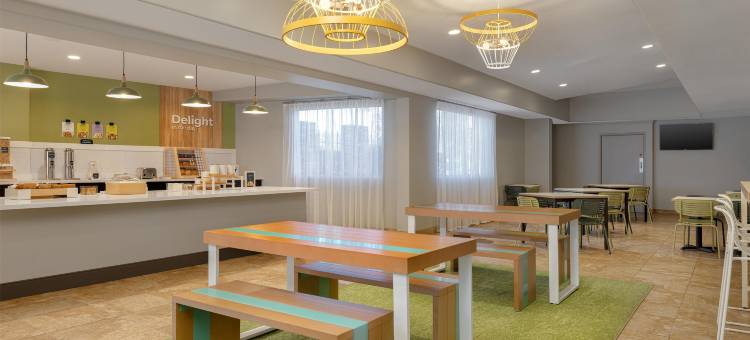 里德公园拉昆塔旅馆及套房(Spark by Hilton Tucson Reid Park)图片