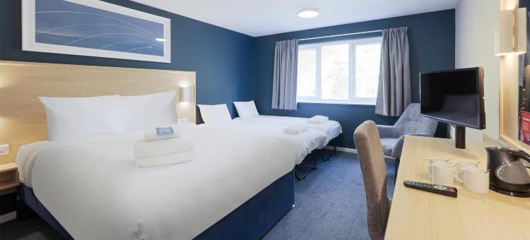剑桥福文特韦斯旅客之家酒店(Travelodge Cambridge Fourwentways)图片